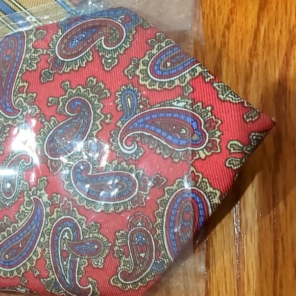 Four brand new 2.75" thin ties. All red & blue & white, 2 have tan/gold. - Picture 3 of 6